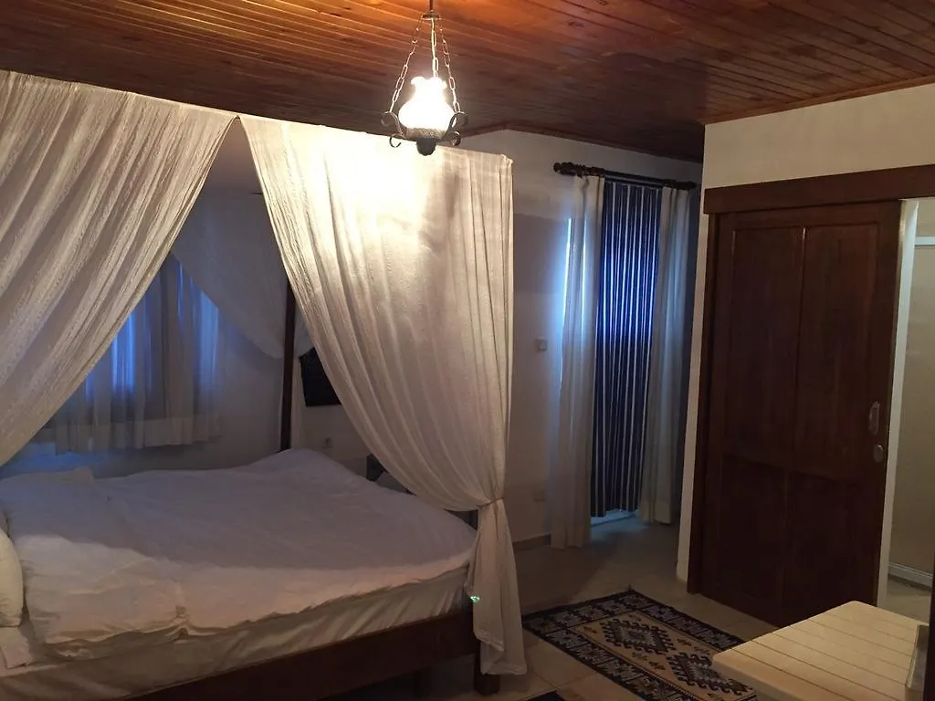 Ala Baykus Butik Hotel Alaçatı Bed & Breakfast