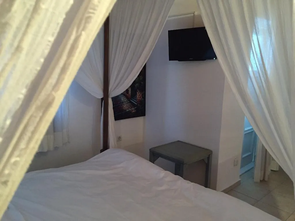 Bed & Breakfast Ala Baykus Butik Hotel Alaçatı